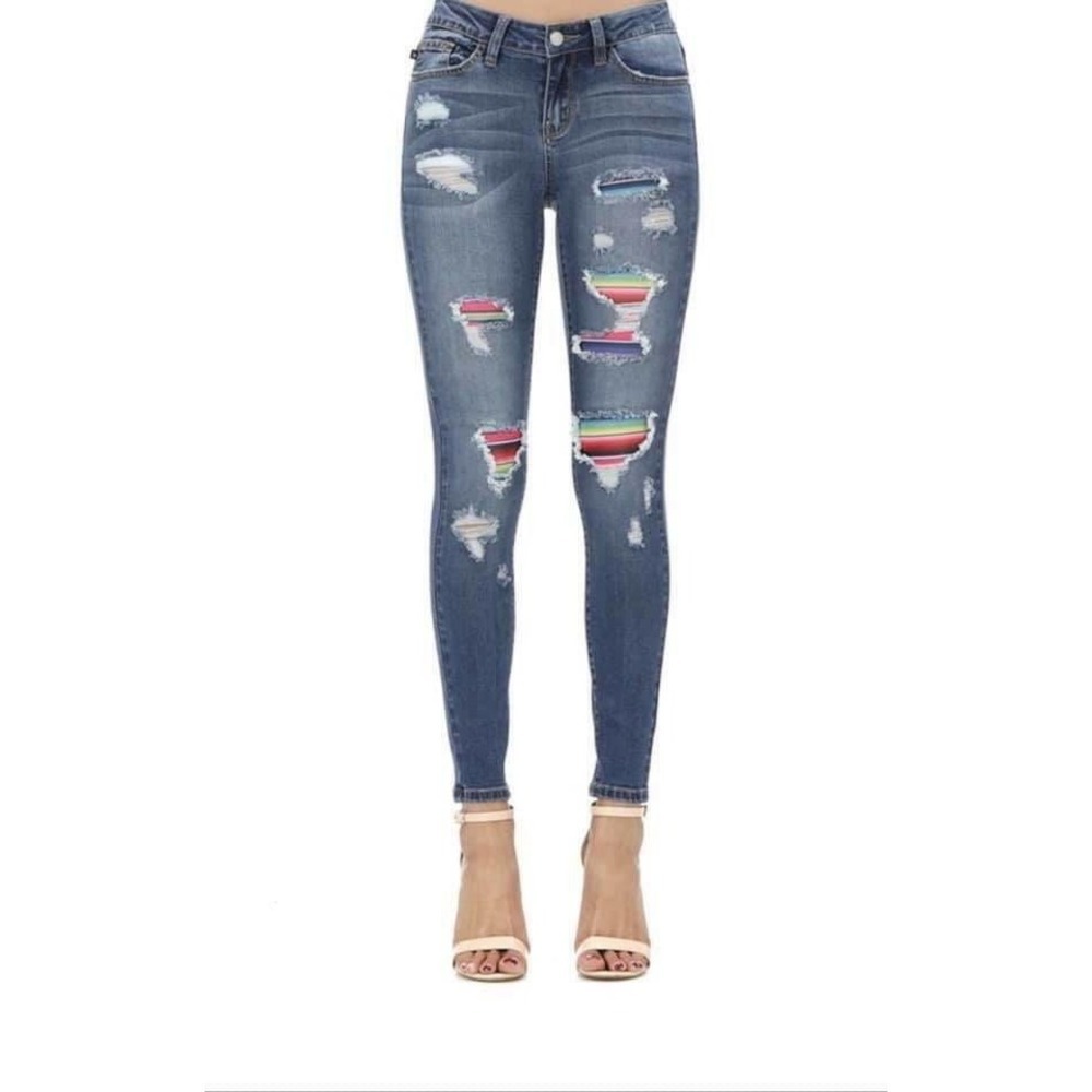 Judy Blue Serape Rainbow Patch Distressed Skinny Jeans Medium Wash Womens 7/28